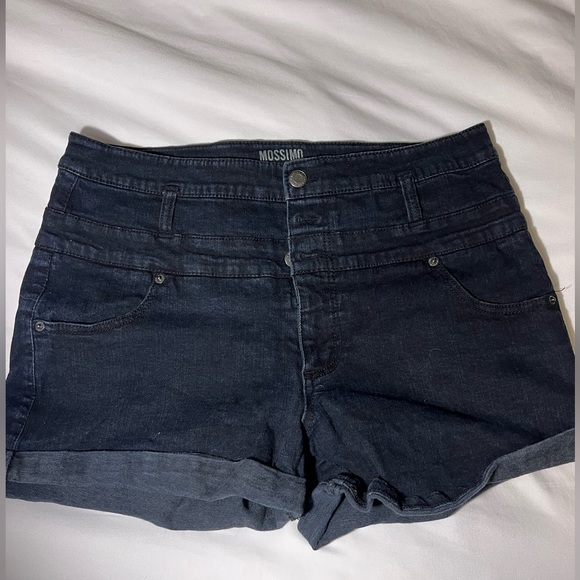 Black 3 button denim shorts - Picture 2 of 2